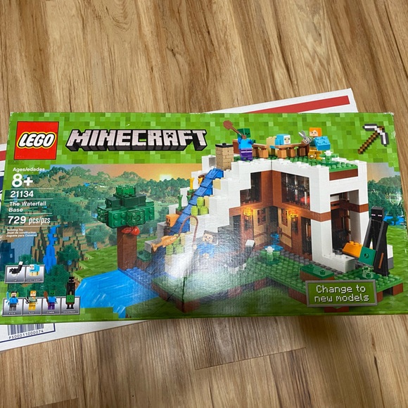 NIB Minecraft Building Set - Picture 4 of 4